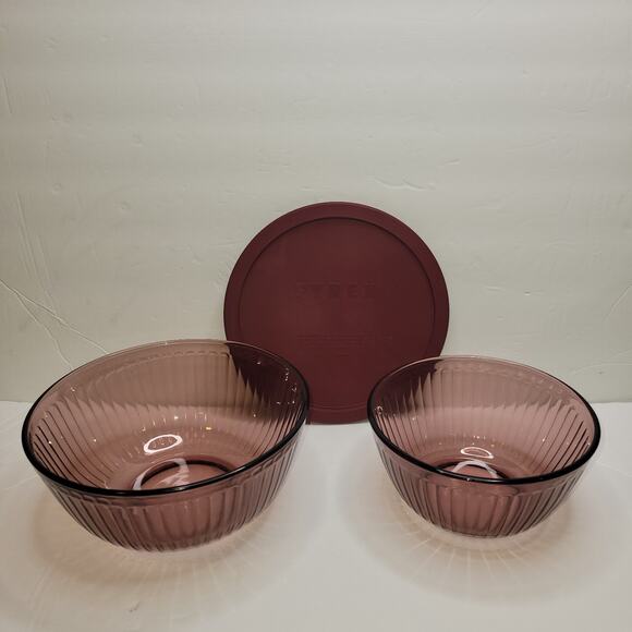 Vintage PYREX Cranberry Ribbed Mixing Nesting Bowls w/ Storage Lid - Picture 1 of 11